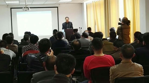 【我为美丰做营销】邳州市场召开青藤复合肥夏季玉米肥订货会-2.jpg